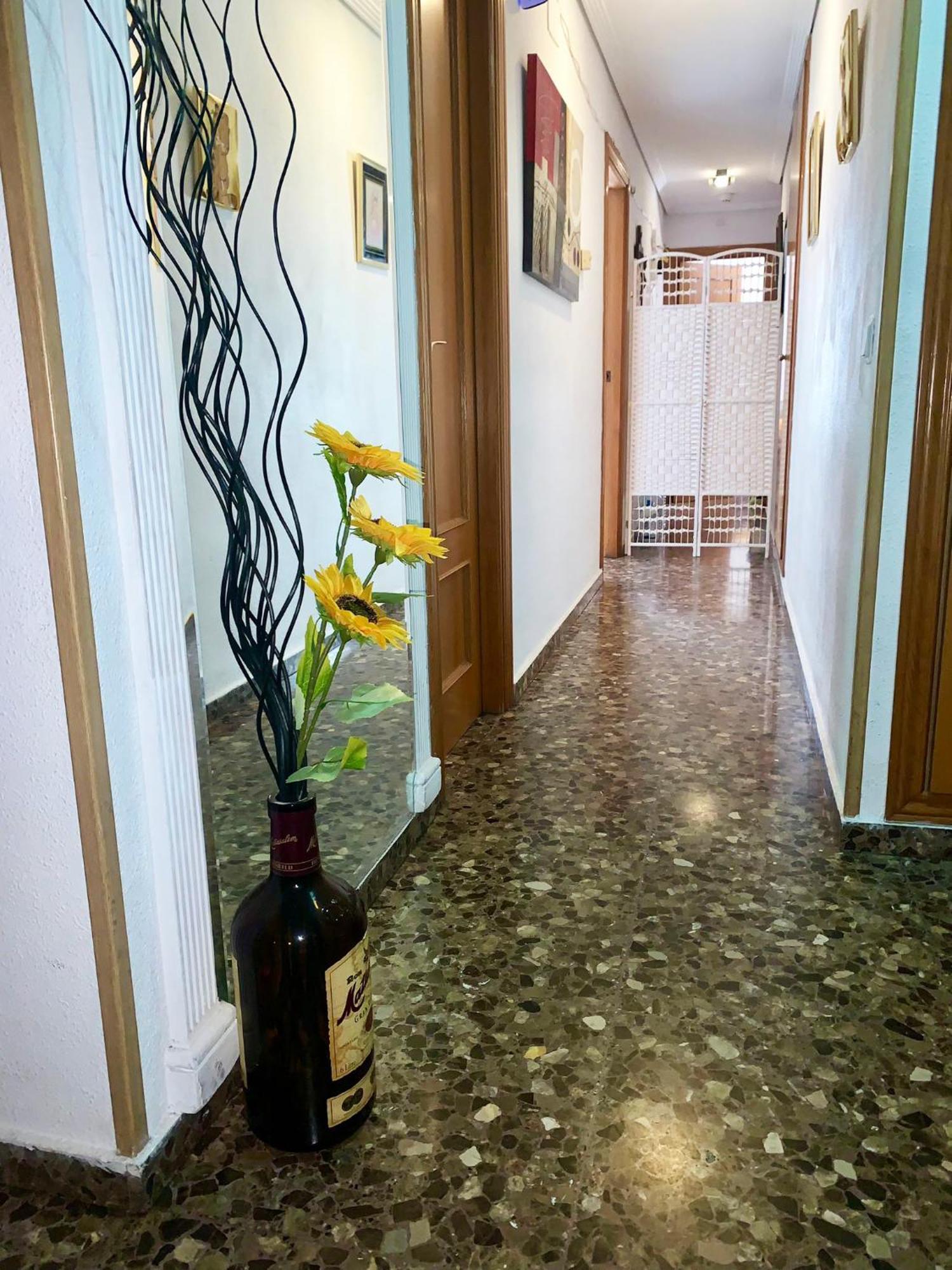 Appartamento Apartamento Compartido Con Vista Al Puerto Valenza Esterno foto