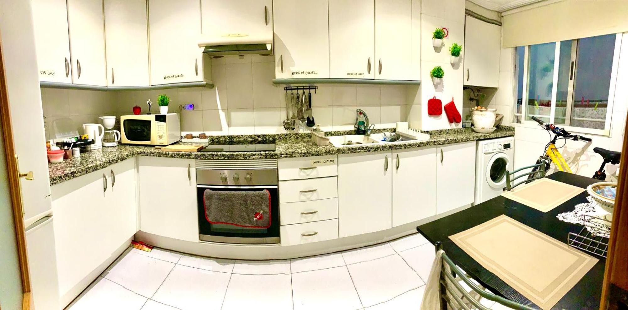 Appartamento Apartamento Compartido Con Vista Al Puerto Valenza Esterno foto